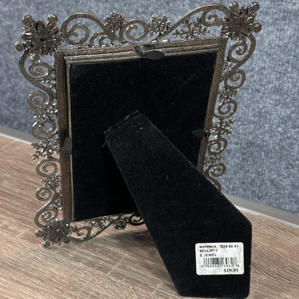 Kohl's Jeweled Snowflake Silver Blue Glitter 4x6 Frame Frozen Filigree Victorian